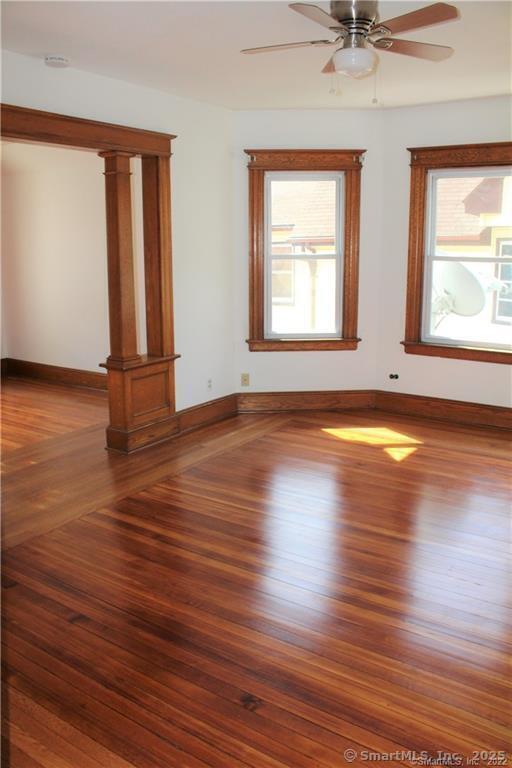 Building Photo - 494 Stanley St