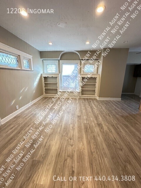 Building Photo - 12208 Ingomar-