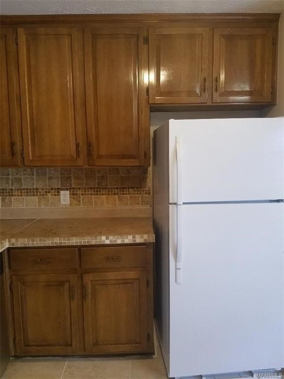 Building Photo - 1811 Young Farm Rd