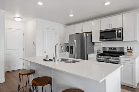 Building Photo - 3446 W Barley Bend