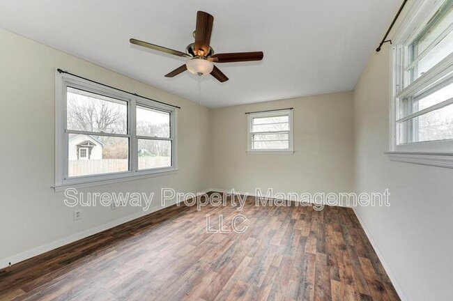 Building Photo - 55 Nassau Rd