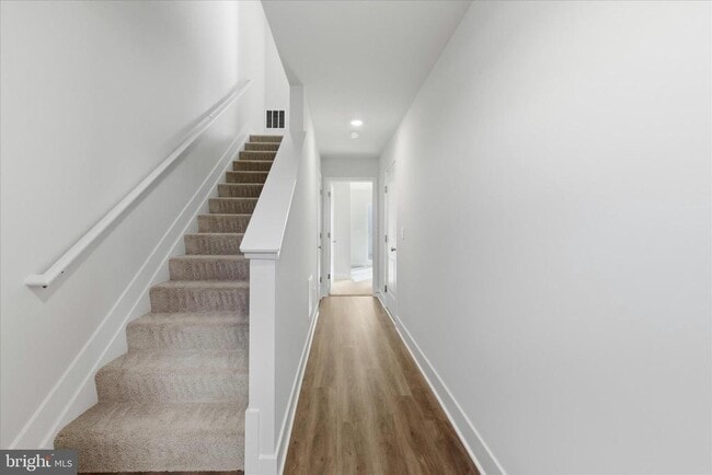 Building Photo - 133 Lakota St