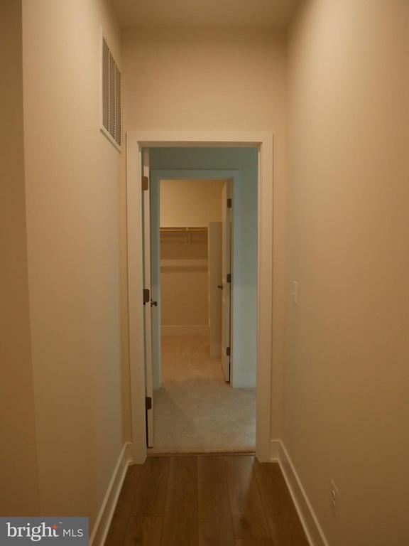 Building Photo - 120 Galaxy Pl