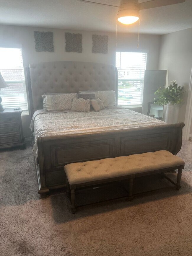 Building Photo - Spacious 5BR House in Winter Haven