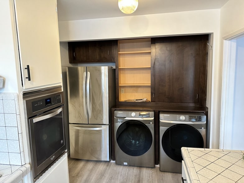 Building Photo - 3236 Larissa Dr