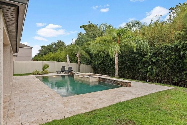 Building Photo - 14823 Golden Sunburst Ave