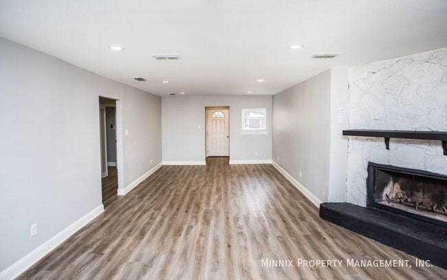 Building Photo - 4316 44th St