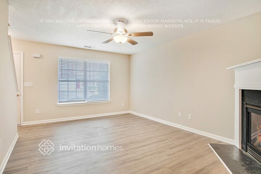 Building Photo - 408 Kendall Ln