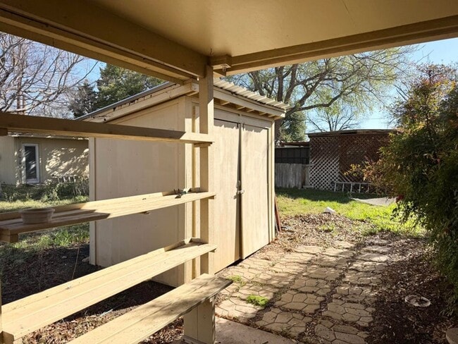 Building Photo - 5702 Fruitland Farm Rd