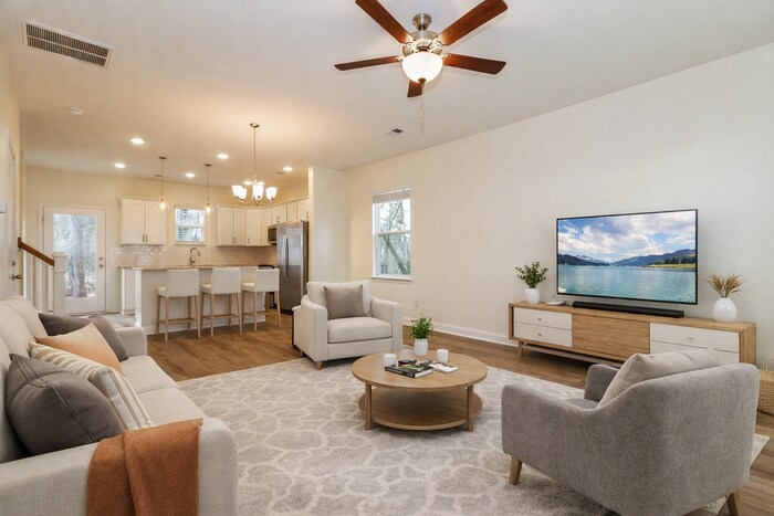 Building Photo - 2008 Tyler Farms Rd