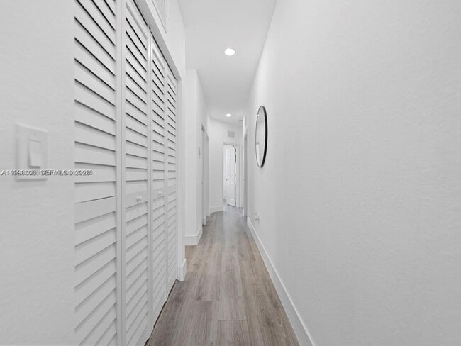 Building Photo - 8781 NW 98th Ct