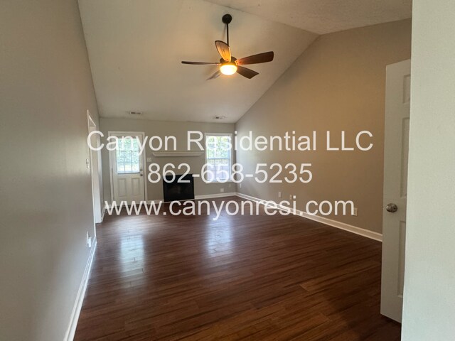 Building Photo - 118 Bayou Ct