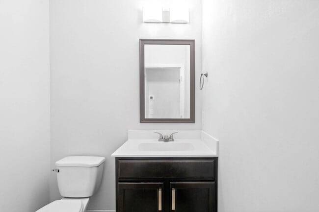 Building Photo - 1026 Cherry Acrs Dr