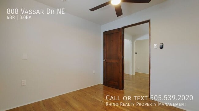 Building Photo - 808 Vassar Dr NE