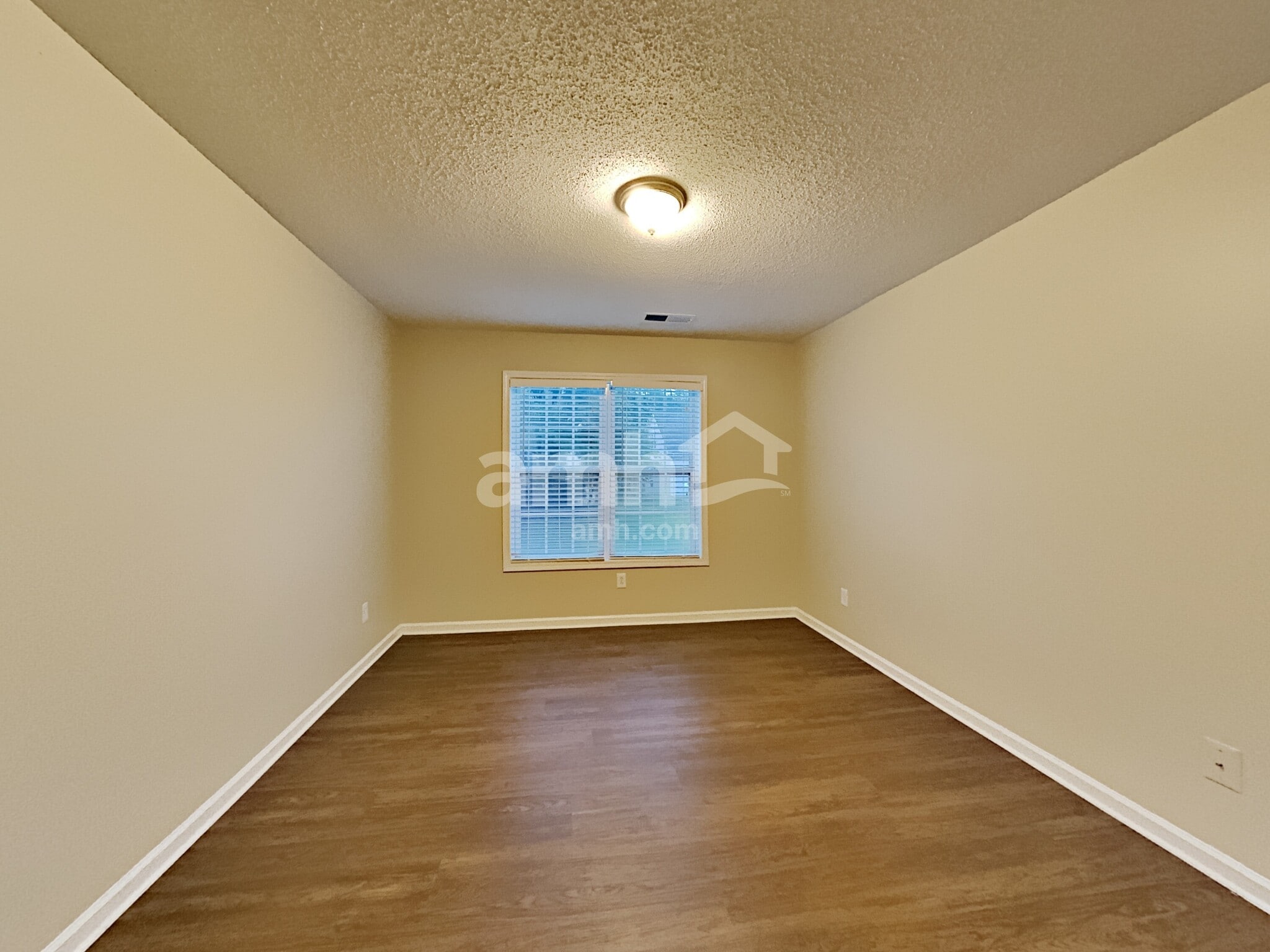 Building Photo - 2046 Township Dr