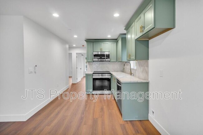 Building Photo - 4712 65th St