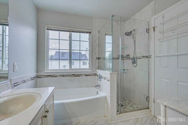 Building Photo - 51 Cherrywood Dr