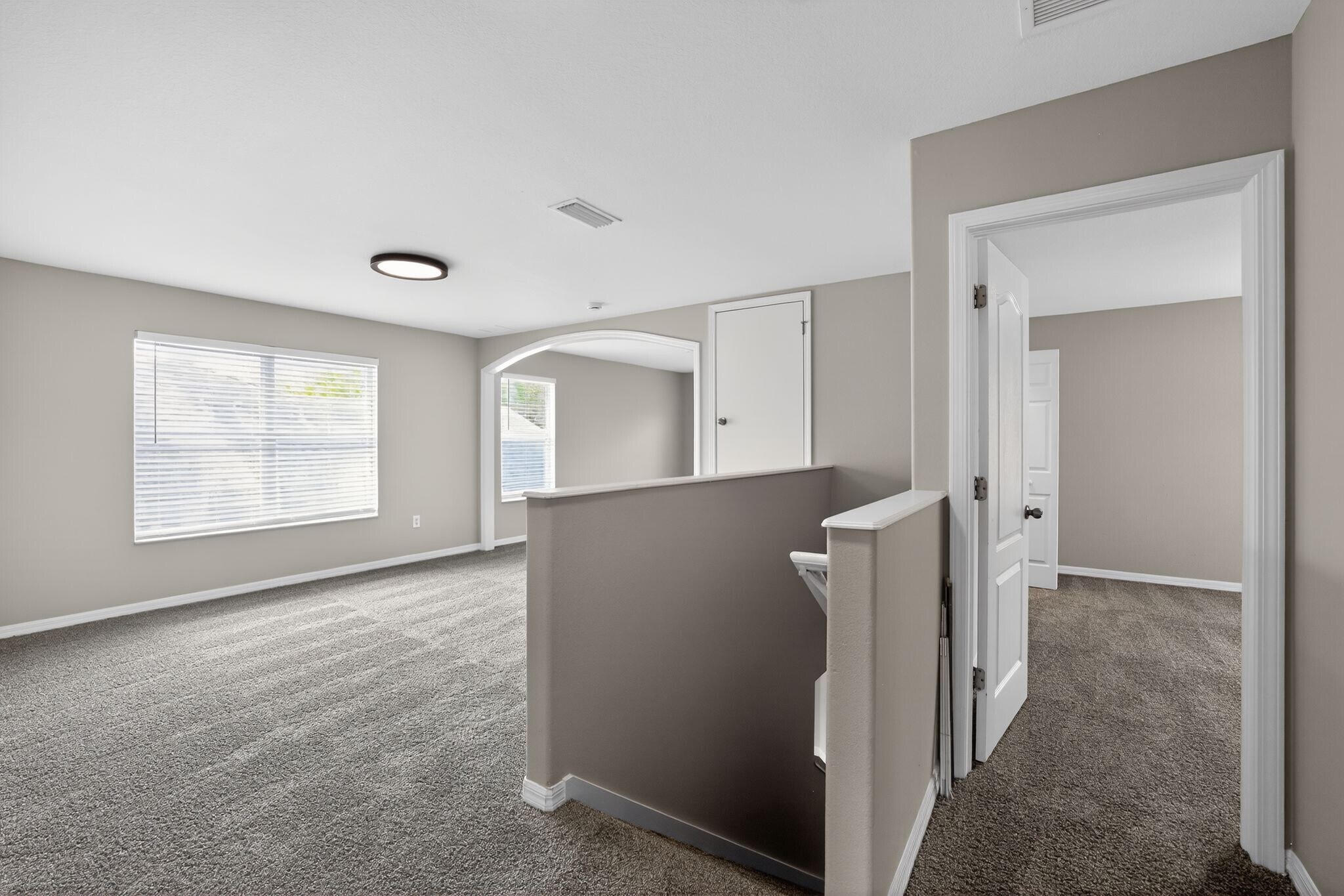 Building Photo - 10629 Shady Preserve Dr