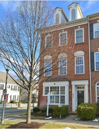 Building Photo - 502 Bright Meadow Dr