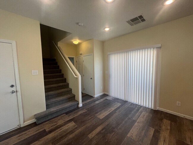 Building Photo - Spacious 2-Story Home with Oversized Beds ...