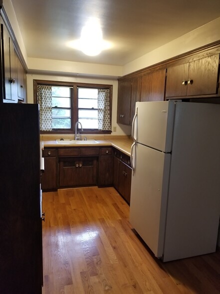 Kitchen (new counter and sink coming) - 4553 Cedar Ave S