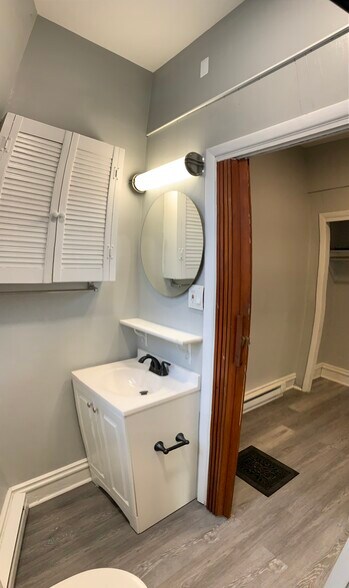 bathroom - 139 N Main St