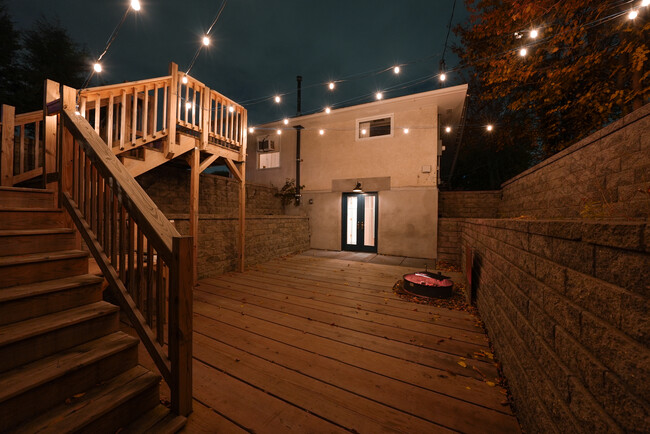 Private recessed patio - 2507 3rd St NE