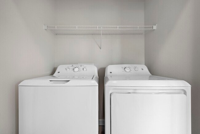 Building Photo - 19939 Longenbaugh Rd