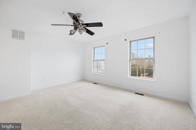 Building Photo - 206 Toddson Ln