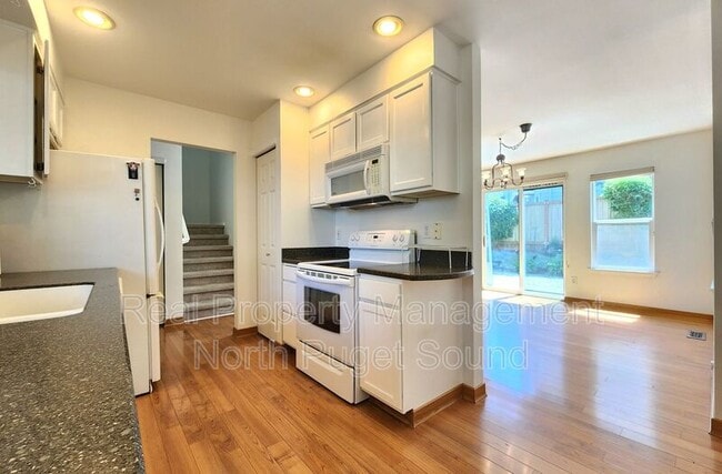 Building Photo - 1318 57th St SW