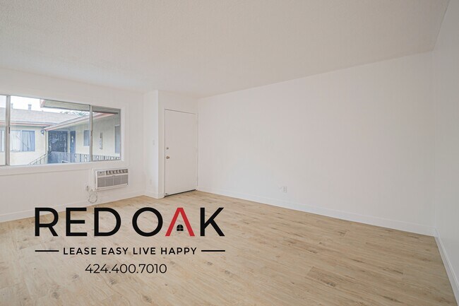 Building Photo - 2244 S Western Ave