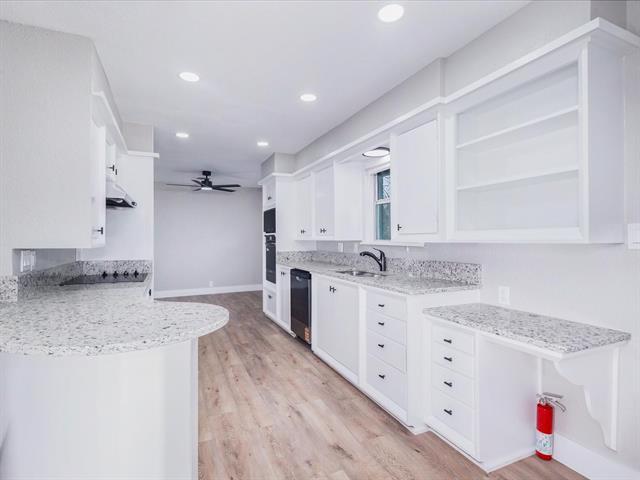 Building Photo - 2008 10th St