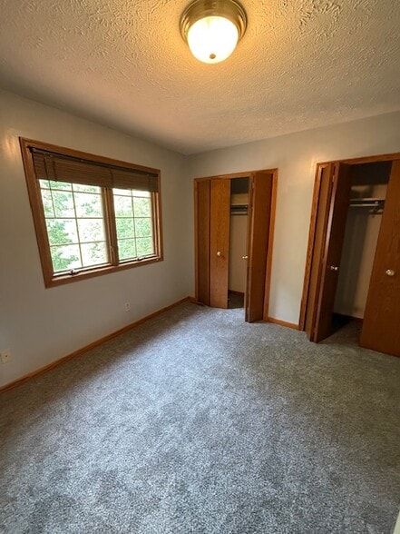 Building Photo - 228 Countryside Dr