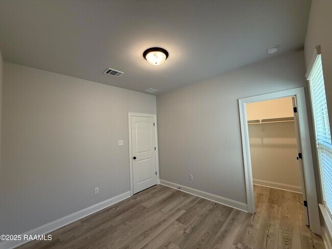 Building Photo - 135 Ridley Ln