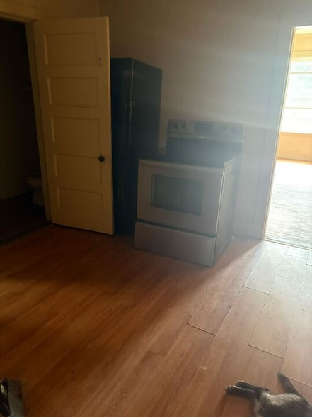 Building Photo - 52 Falmouth St