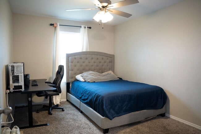Building Photo - 4207 Lorisa Dr