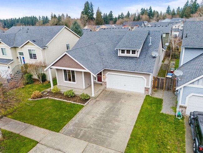 Building Photo - Beautiful Single-Story Olympia Home with Dog Wash, Garden Beds & Thoughtful Layout