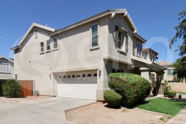Building Photo - 4256 E Baylor Ln