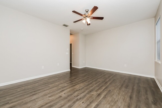 Building Photo - 11740 Colony Lakes Blvd