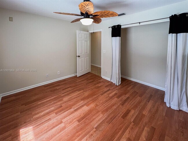 Building Photo - 16332 122nd Dr N