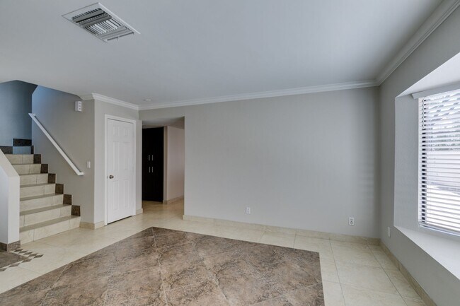 Building Photo - Amazing 3-bdrm home in Green Valley!