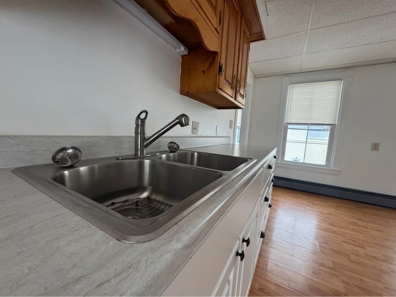 Building Photo - 73 High St