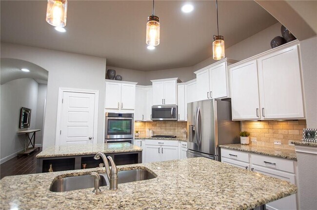 Building Photo - 22521 Rock Wren