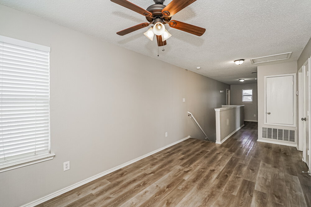 Building Photo - 2036 Silverado Dr