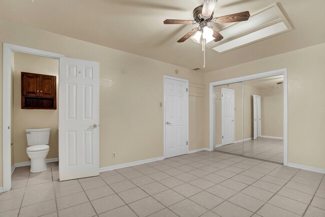 Building Photo - Cielo Vista 3 Bedroom 2 Bath