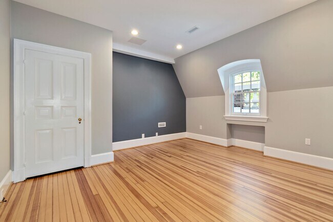 Building Photo - 3003 Massachusetts Ave NW
