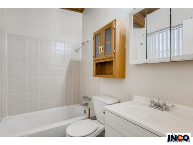 Building Photo - 6075 S Sterne Pkwy