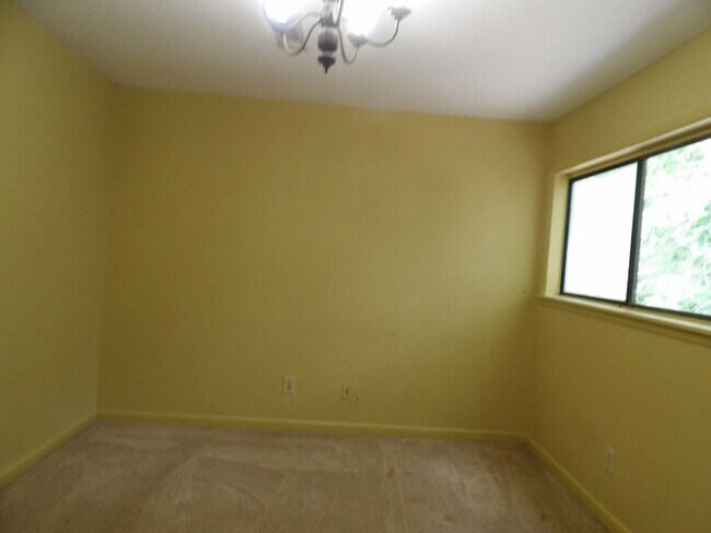 Building Photo - Anthony Circle Townhomes, Enterprise, AL