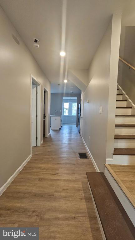 Building Photo - 3034 Arunah Ave