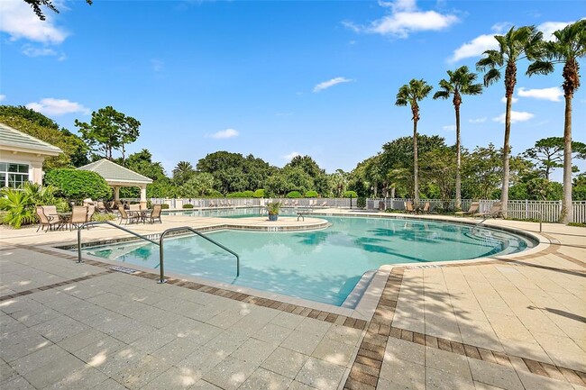 Building Photo - 82 N Lakewalk Dr